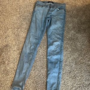 Hollister Super Skinny Jeans